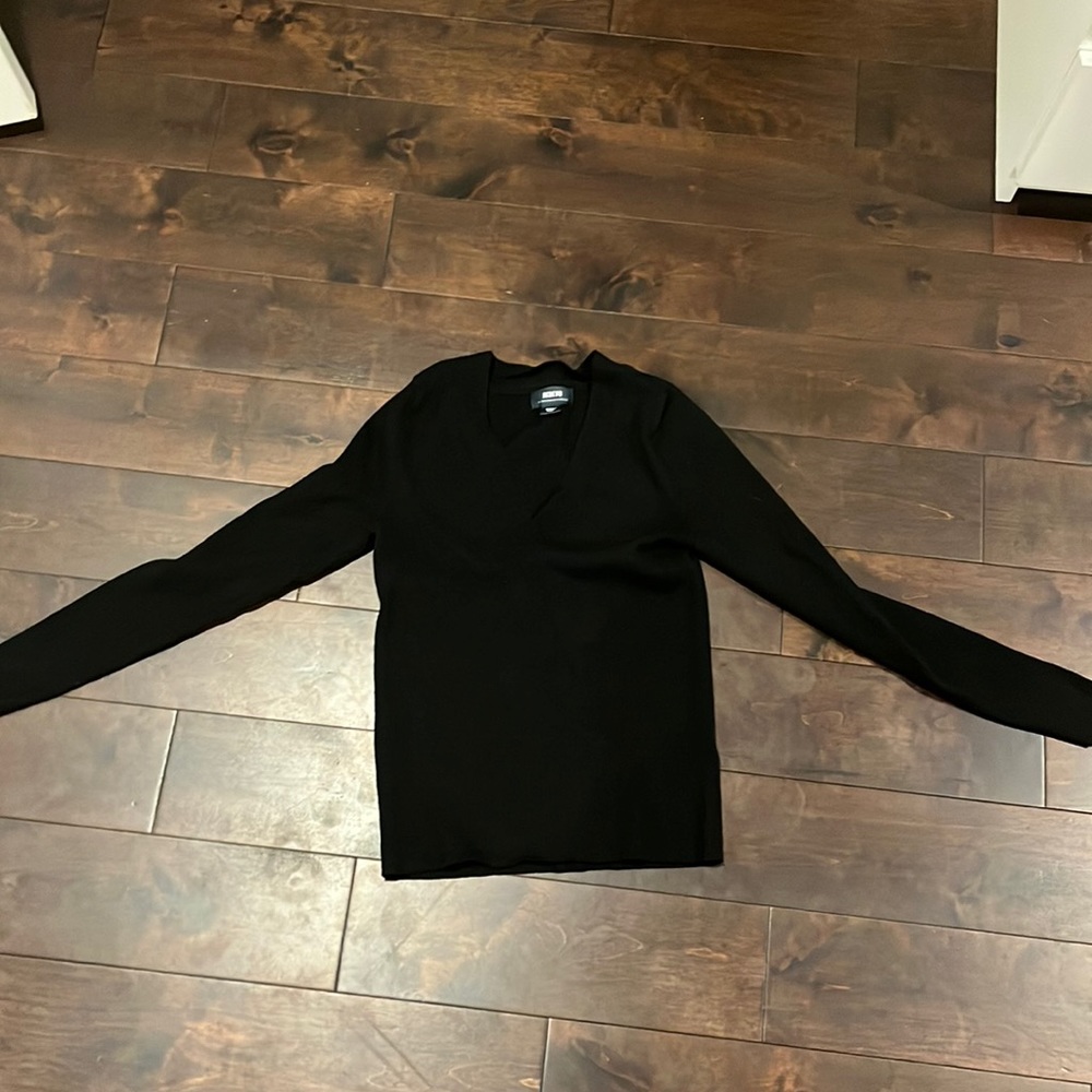 Black long sleeve shirt